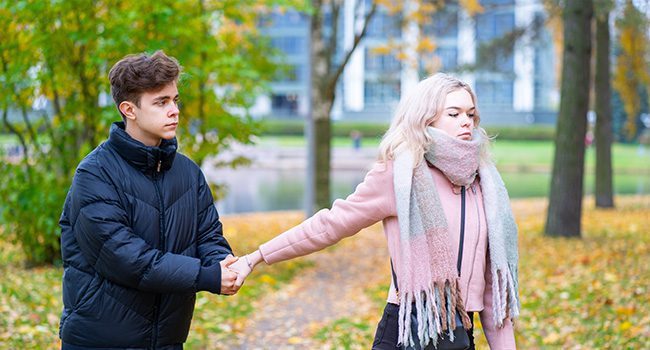 couple-650×350 couple-650x350